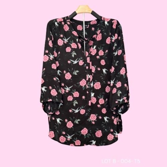 Torrid Tops - Torrid Floral & Bird Print Georgette Bow Tie Blouse – Size 5
